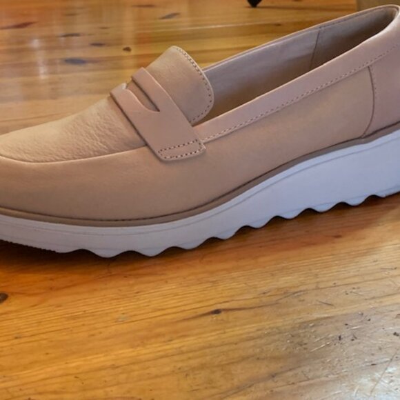 Collection by Clarks - tan leather loafers - Picture 10 of 12